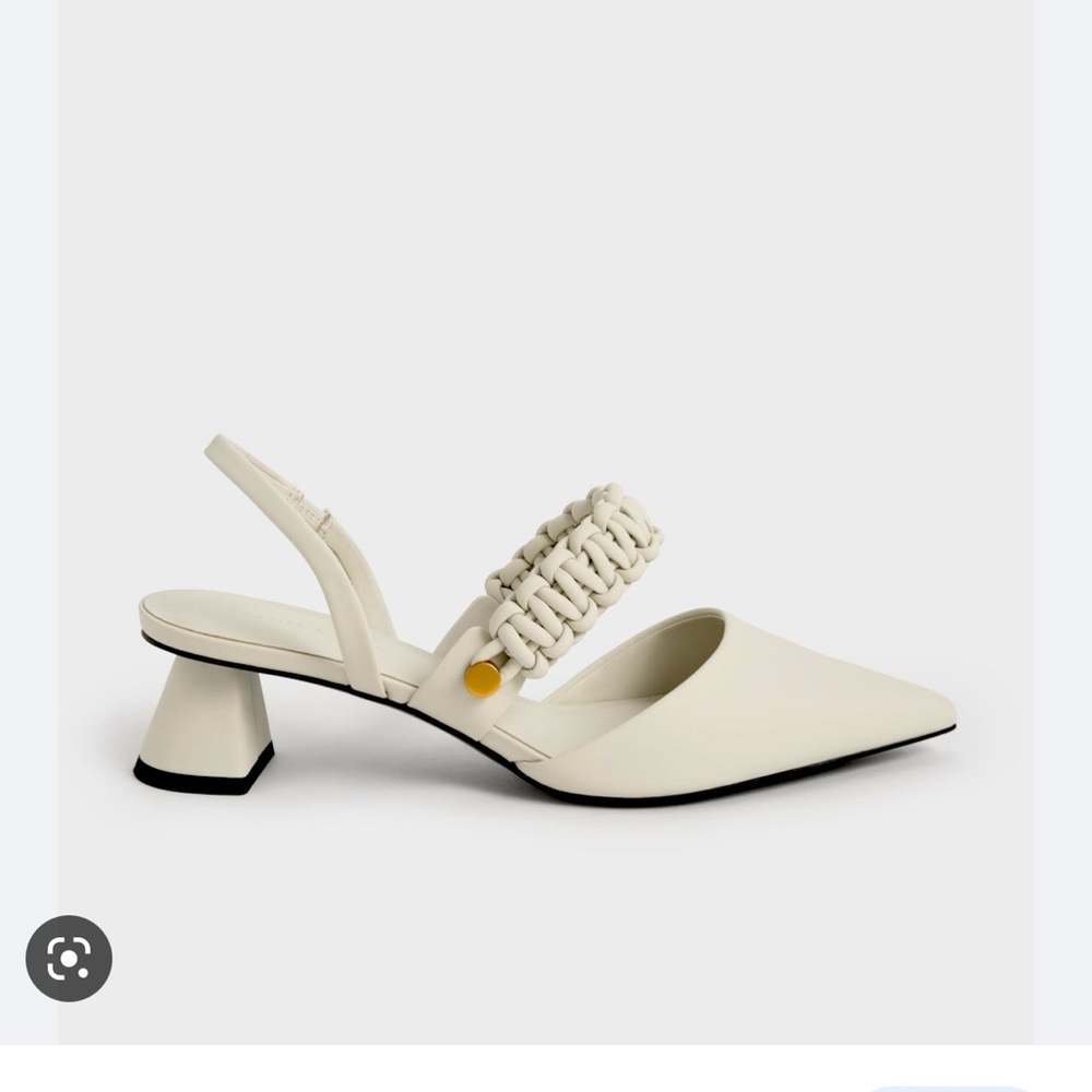 [NEW] Beige braided strap kitten heel, size 36